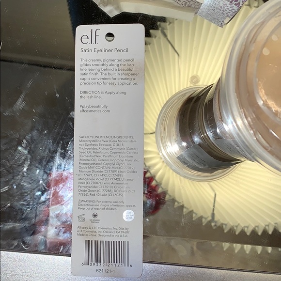 Elf satin smoked violet eyeliner pencil - Picture 2 of 3